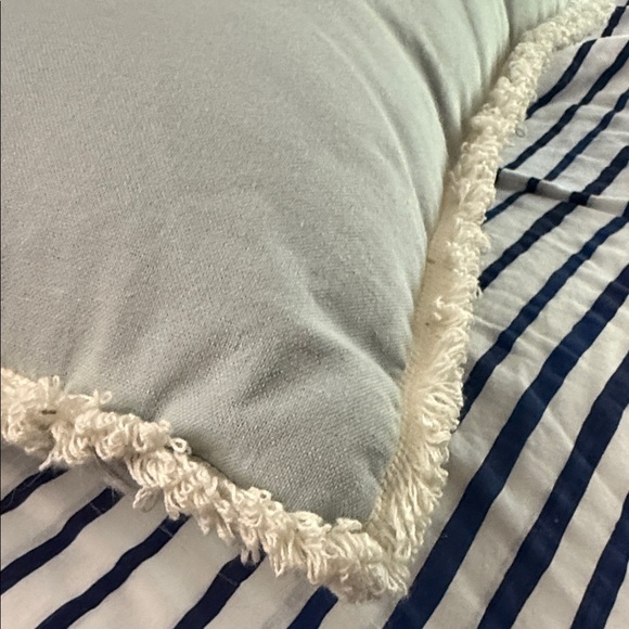 Celerie Kemble Textured Decorative Pillow. Like New! - Picture 6 of 8